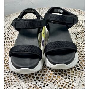 All In Motion Womens adjustable hook-and-loop Hiking Sandals size 6M Black  3341